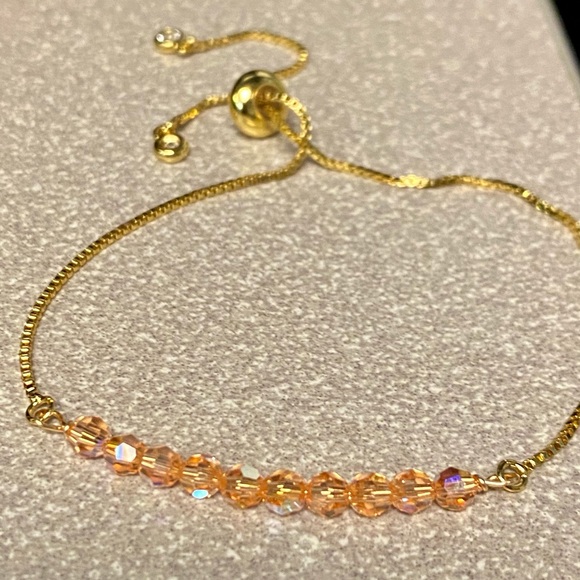 Light peach Swarovski crystal bracelet - Picture 3 of 4